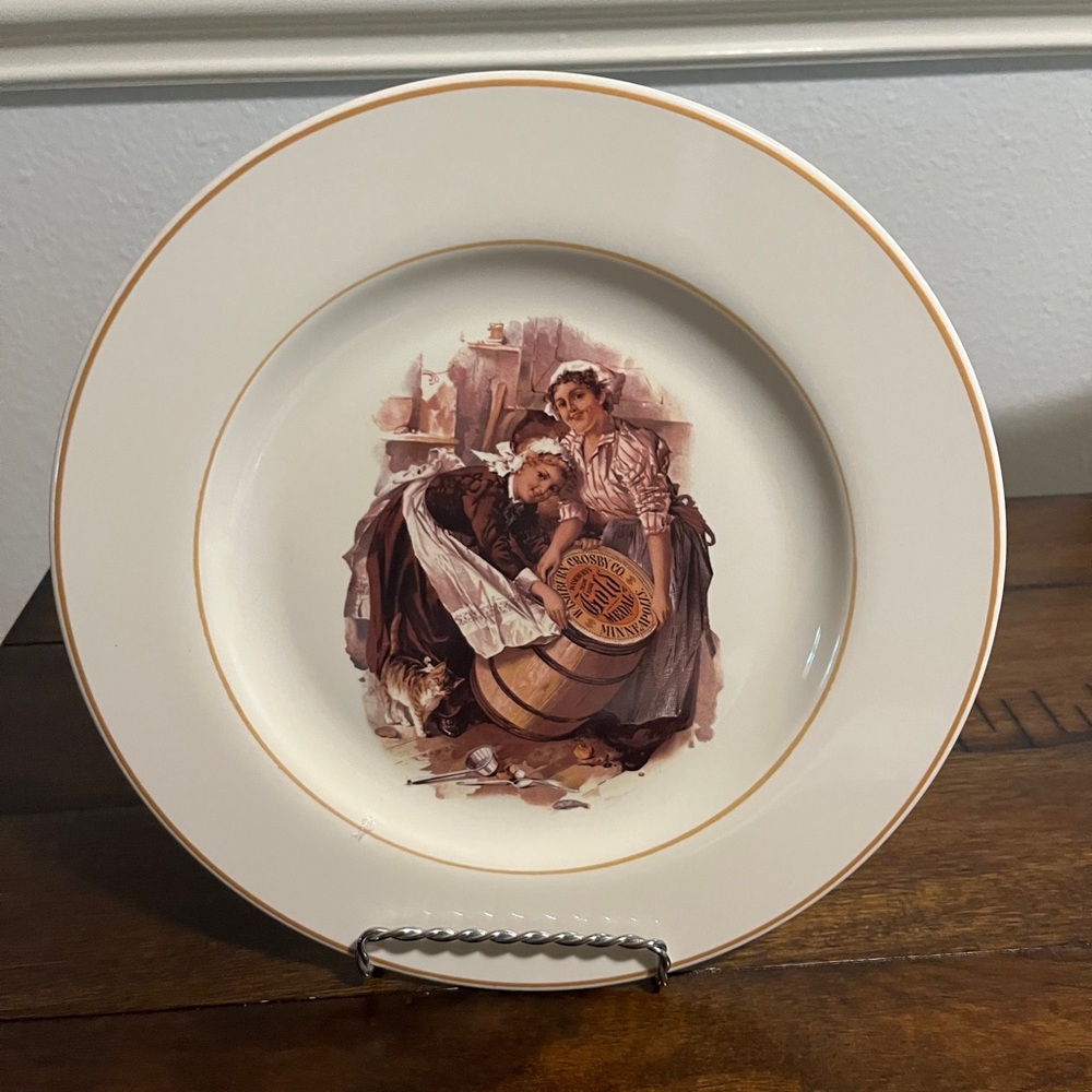 Pfaltzgraff Vintage General Mills Decorative Plates Set Of 2